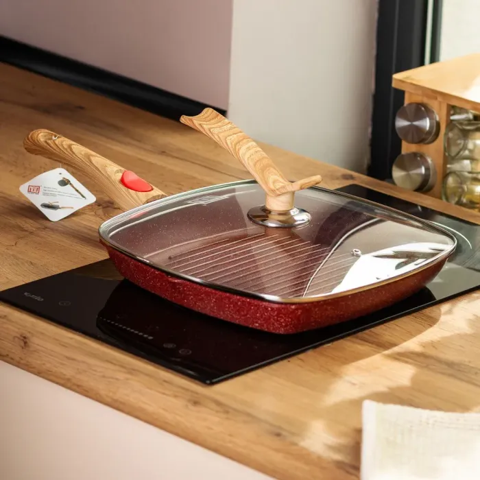 Сковорода-гриль квадратная MGC с крышкой 28 см с антипригарным покрытием и красной ручкой (HP-4-462R) - изображение 7