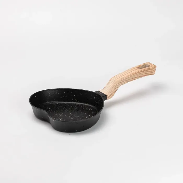 Сковорода у вигляді серця з антипригарним покриттям 400 мл чорна (HP39574B) - зображення 1