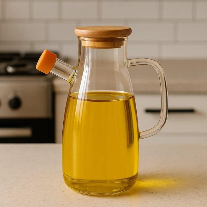 Скляна пляшка для олії та оцту з носиком і дозатором 650 мл, кришка з дерева, квадратна ручка HP-34-1-650 (HP-34-1-650) - зображення 1