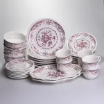 Столовий набір посуду тарілок і чашок 32 предмети на 6 персон «Бордовий Меандр» порцеляновий YY78-3A (YY78-3A)