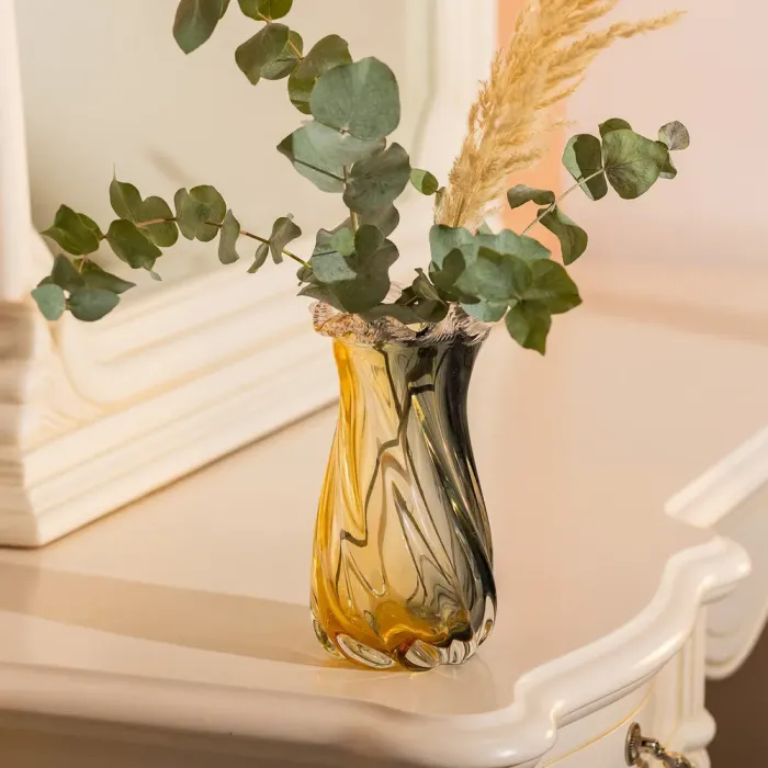 Ваза декоративна 26 см для квітів скляна фігурна ваза з кольорового скла 1.2 л Жовто-сіра (HP-9-11) - зображення 4